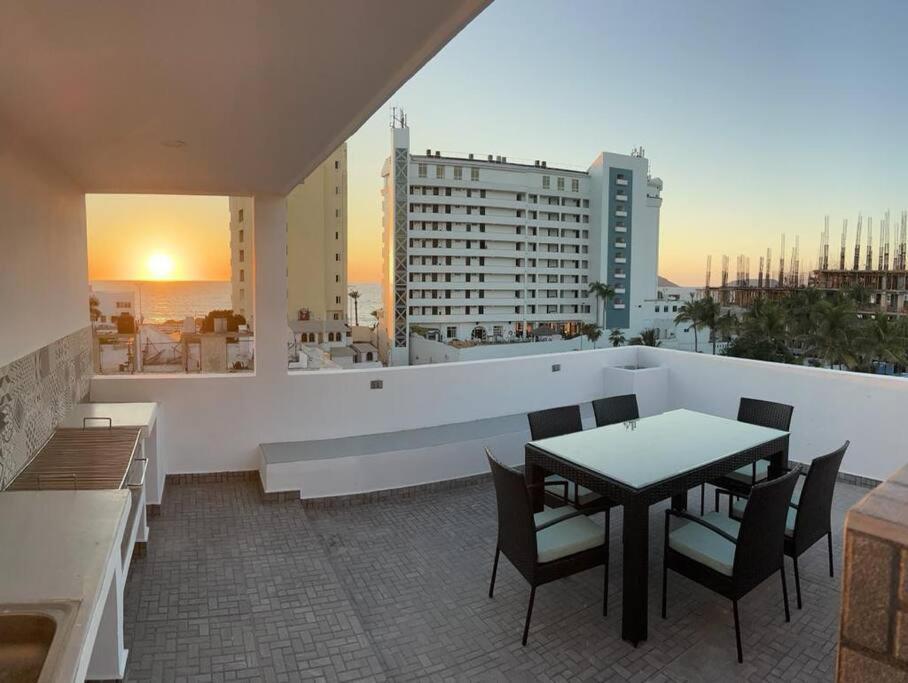 2Br/2Ba Condo 1 Block To Ocean! - Unit 3 Mazatlan Ngoại thất bức ảnh
